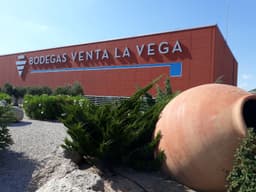 Bodega VENTA LA VEGA (Almansa-Albacete)