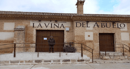 Bodega LA VIÑA DEL ABUELO (Toro, Zamora)