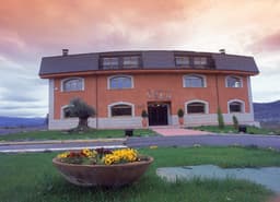 Bodegas ADRIÁ (Villafranca del Bierzo, León)